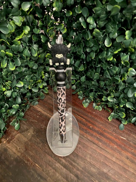 Black Highland Cow Beaded Pen